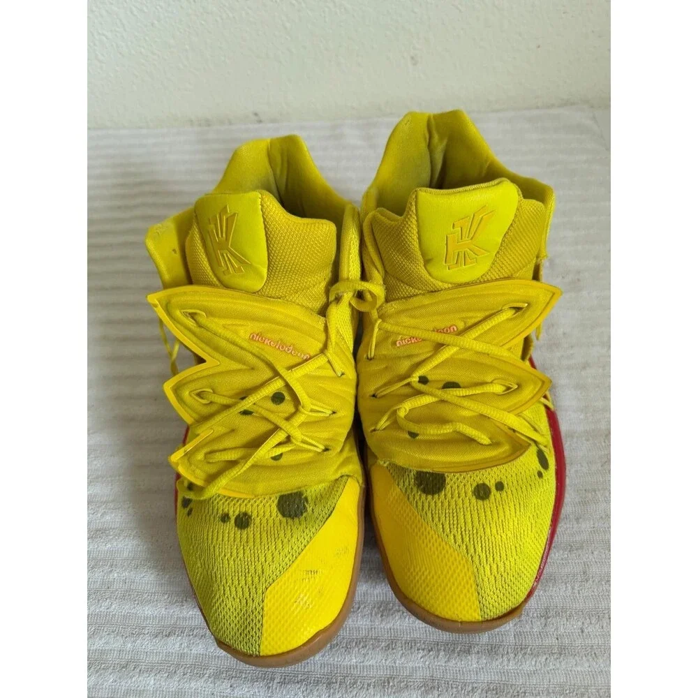 Nike Kyrie 5 Spongebob Squarepants Yellow Basketball Sneakers Mens Size USA 11